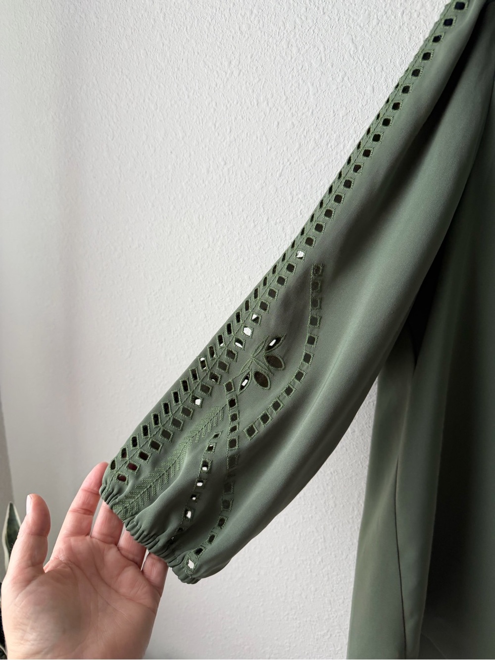 41 Hawthorne Olive Green Keyhole Blouse - Picture 3 of 6